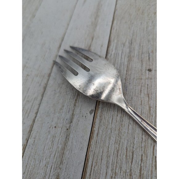 Oneida Community Silverplate Enchandment Gentle Rose Flatware Cold Meat Fork - Picture 6 of 7